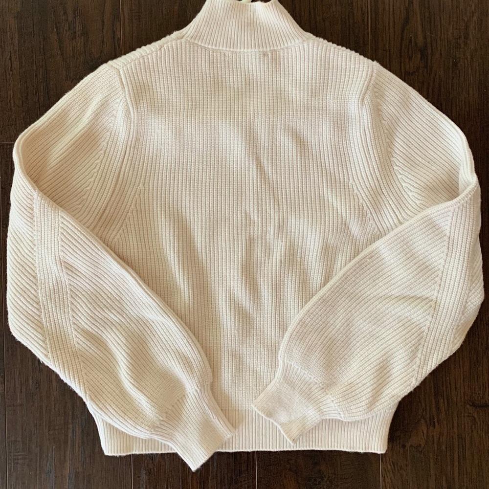 Turtle neck sweater